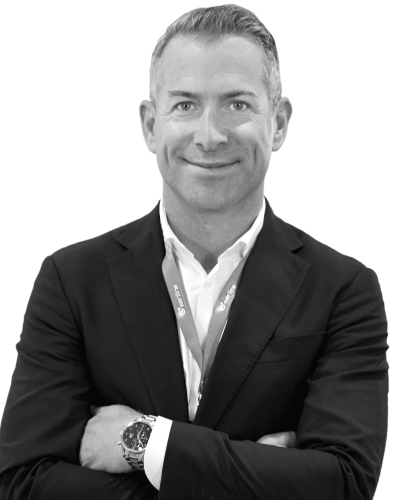 Freddie-Portratt-BW-Vit-bakgrund-4-pwfy8mu7kqravq5yfx8184grtdniv9fa6tuwkc3o20